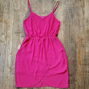 Everly pink sleeveless dress size medium